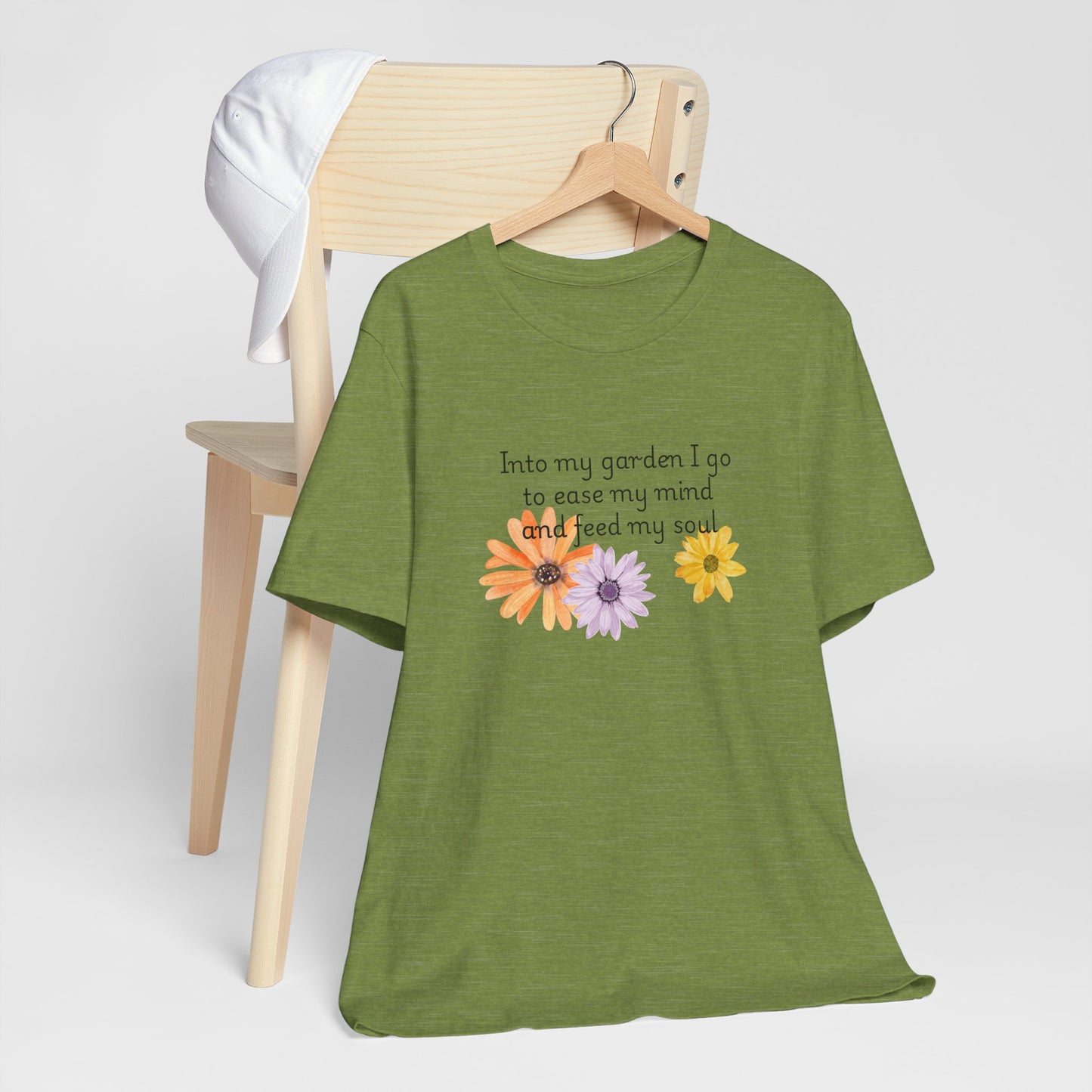Into my garden I go - Unisex T Shirt