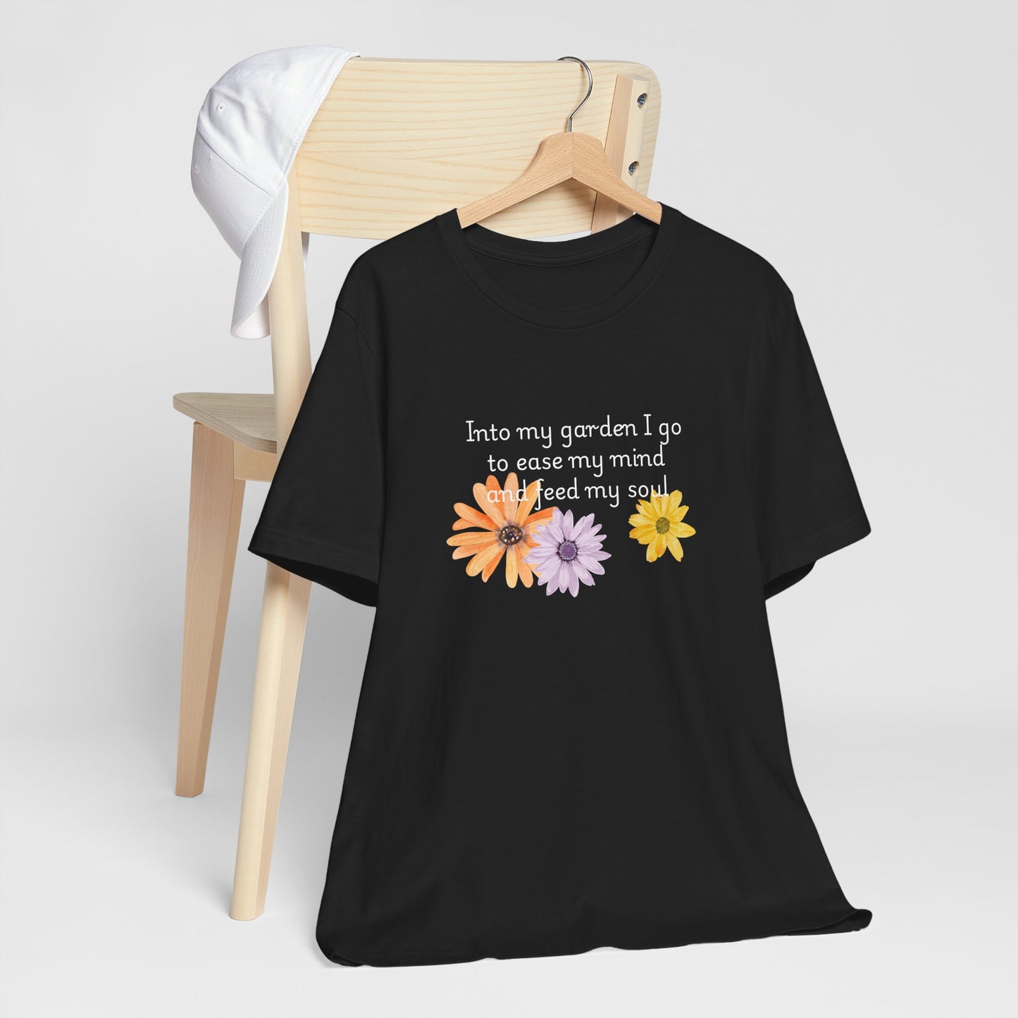 Into my garden I go - Unisex T Shirt