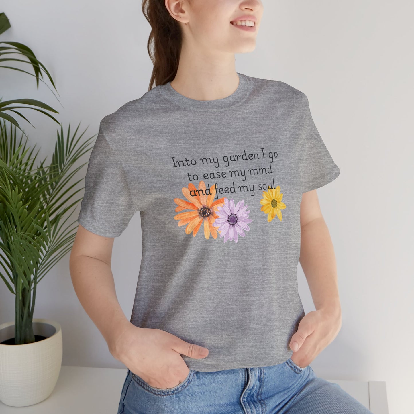 Into my garden I go - Unisex T Shirt