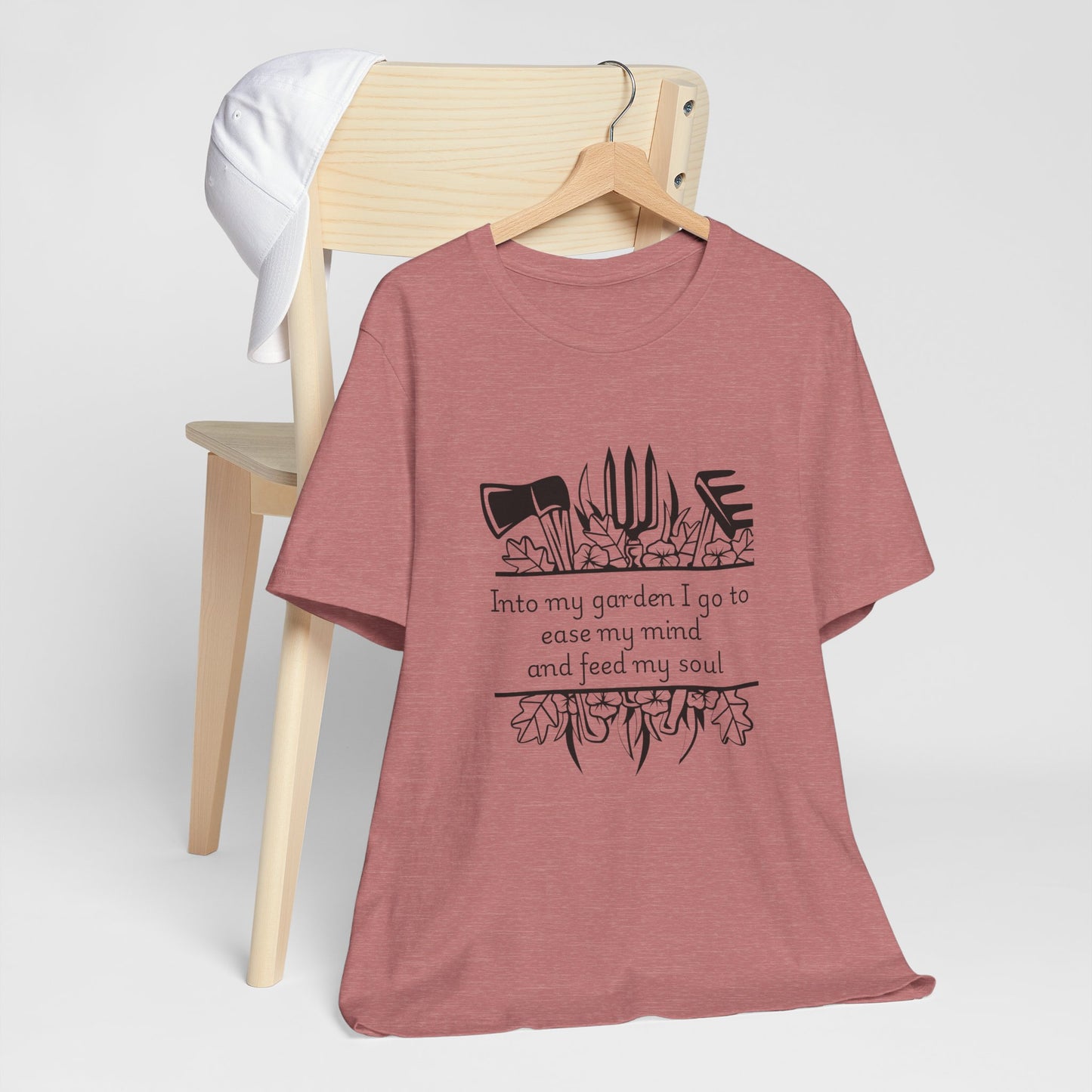 Into my garden I go - Unisex T Shirt