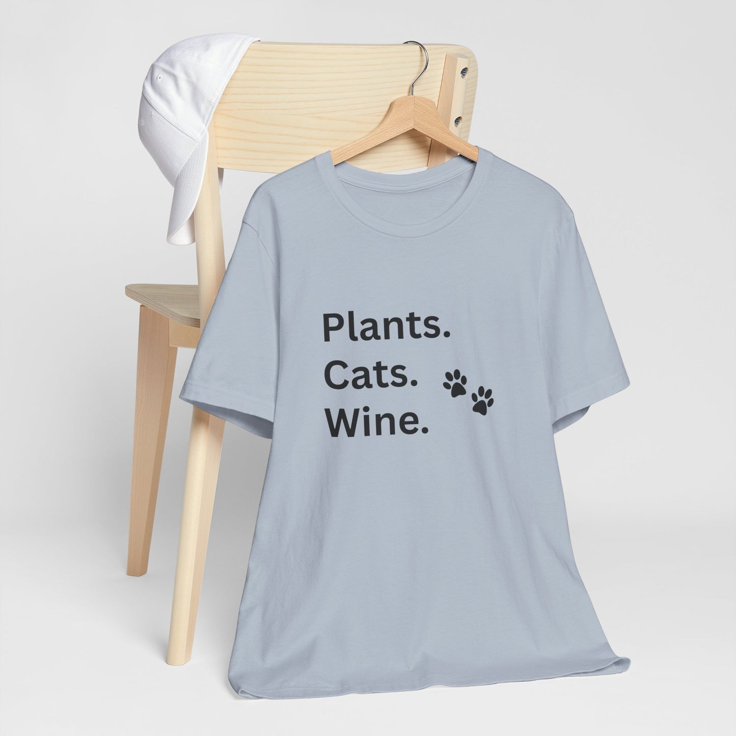 Plants, Cats and Wine - Unisex T-Shirt