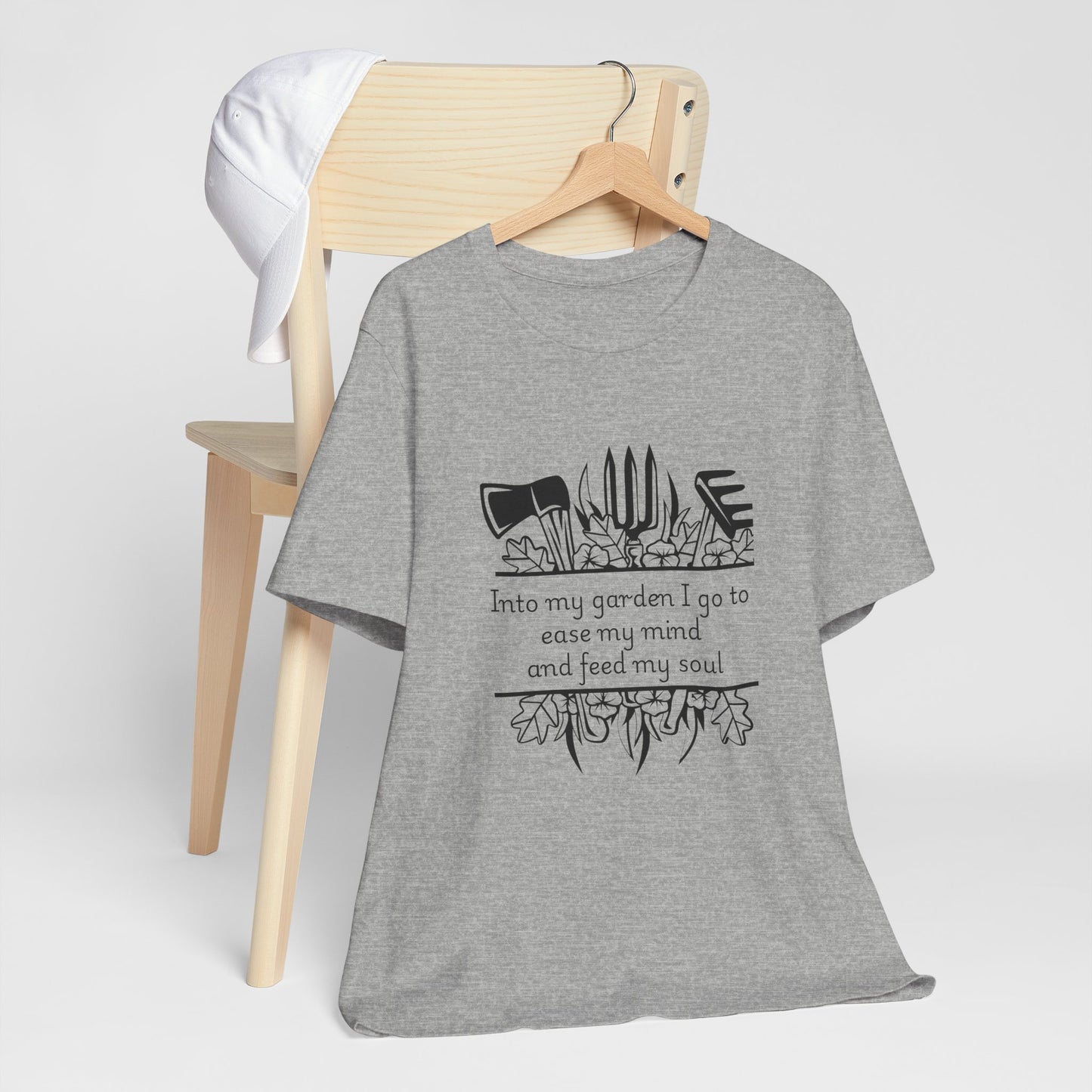 Into my garden I go - Unisex T Shirt