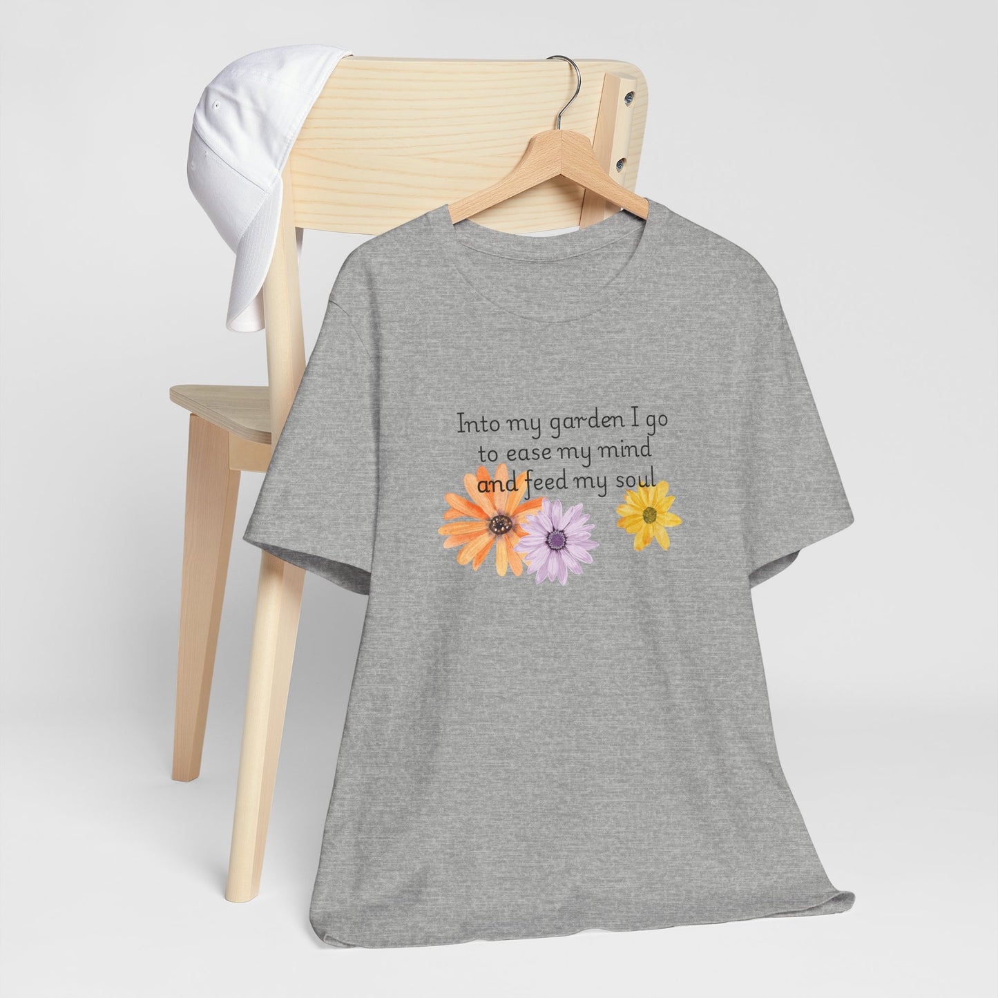 Into my garden I go - Unisex T Shirt