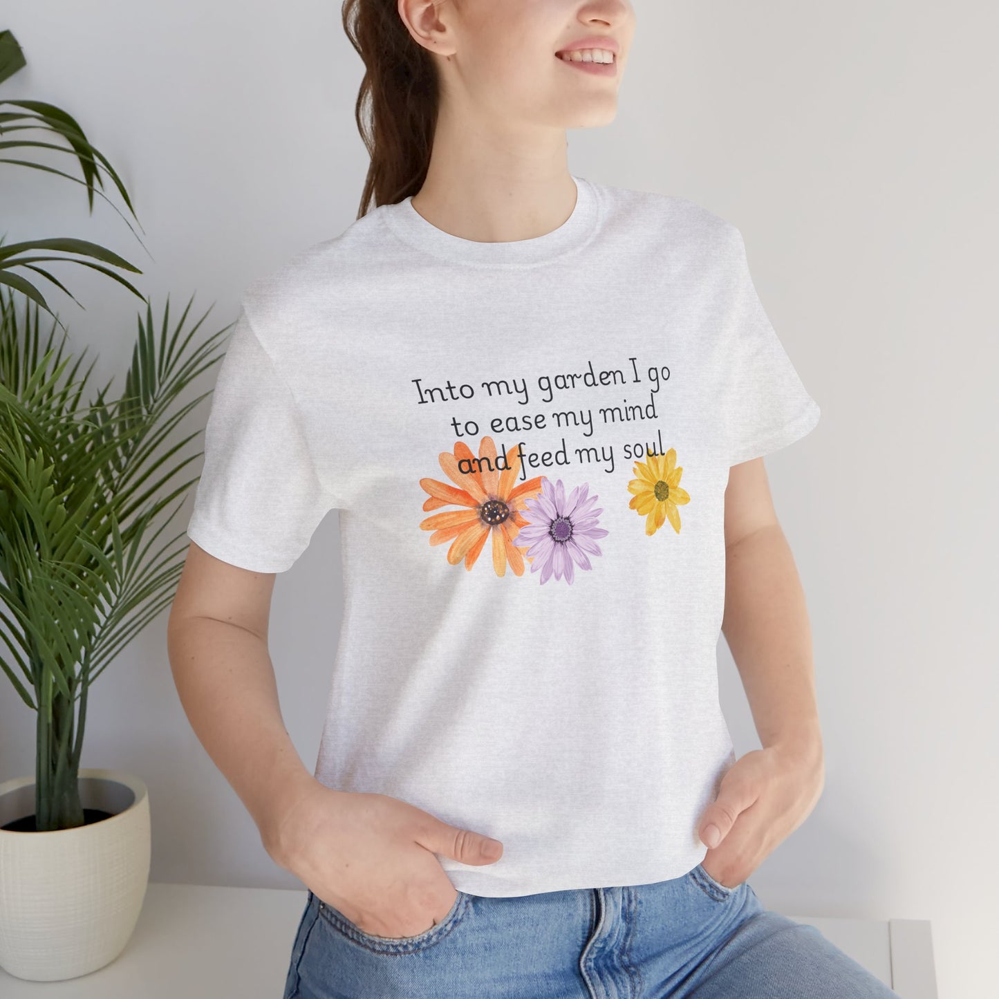 Into my garden I go - Unisex T Shirt