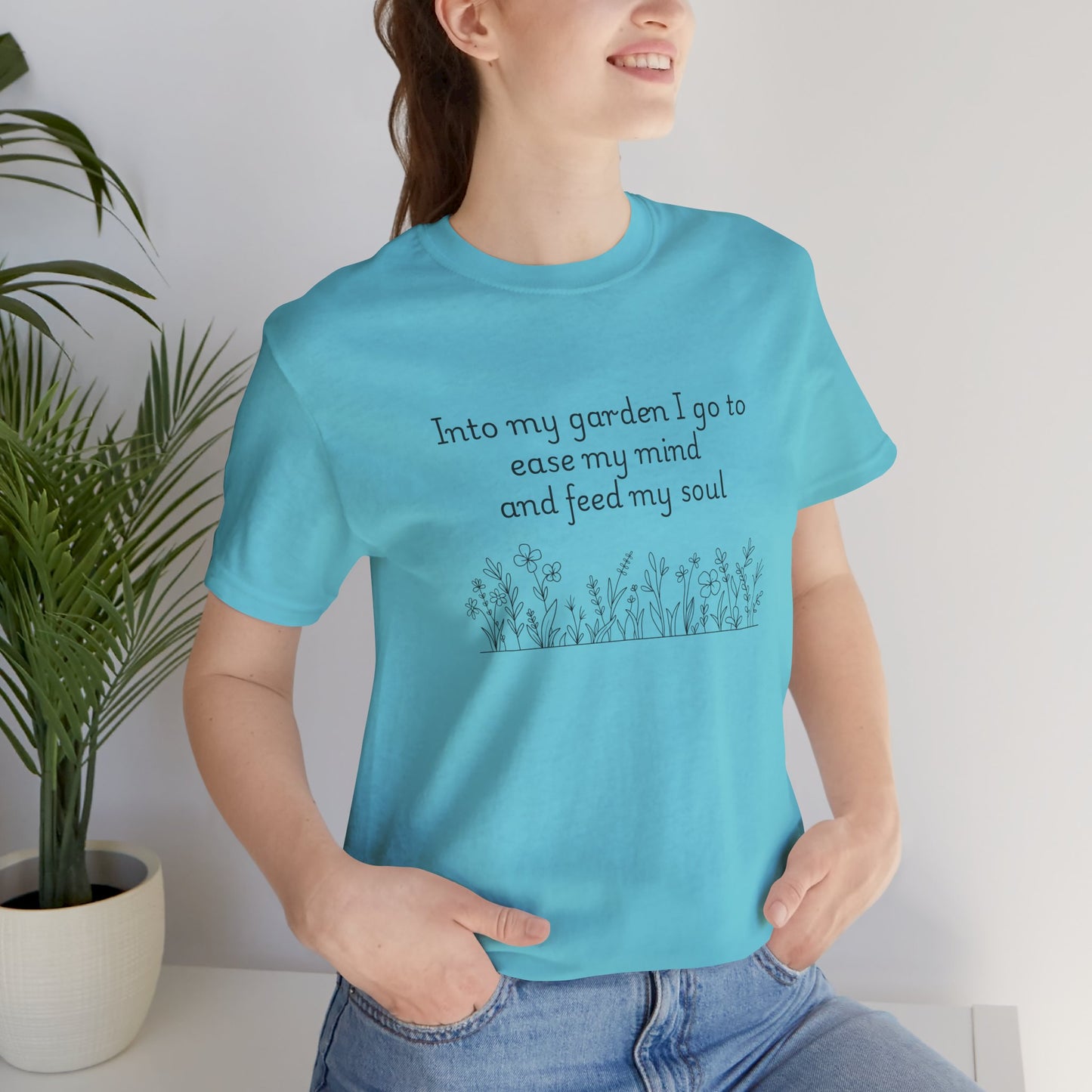 Into my garden I go - Unisex T Shirt