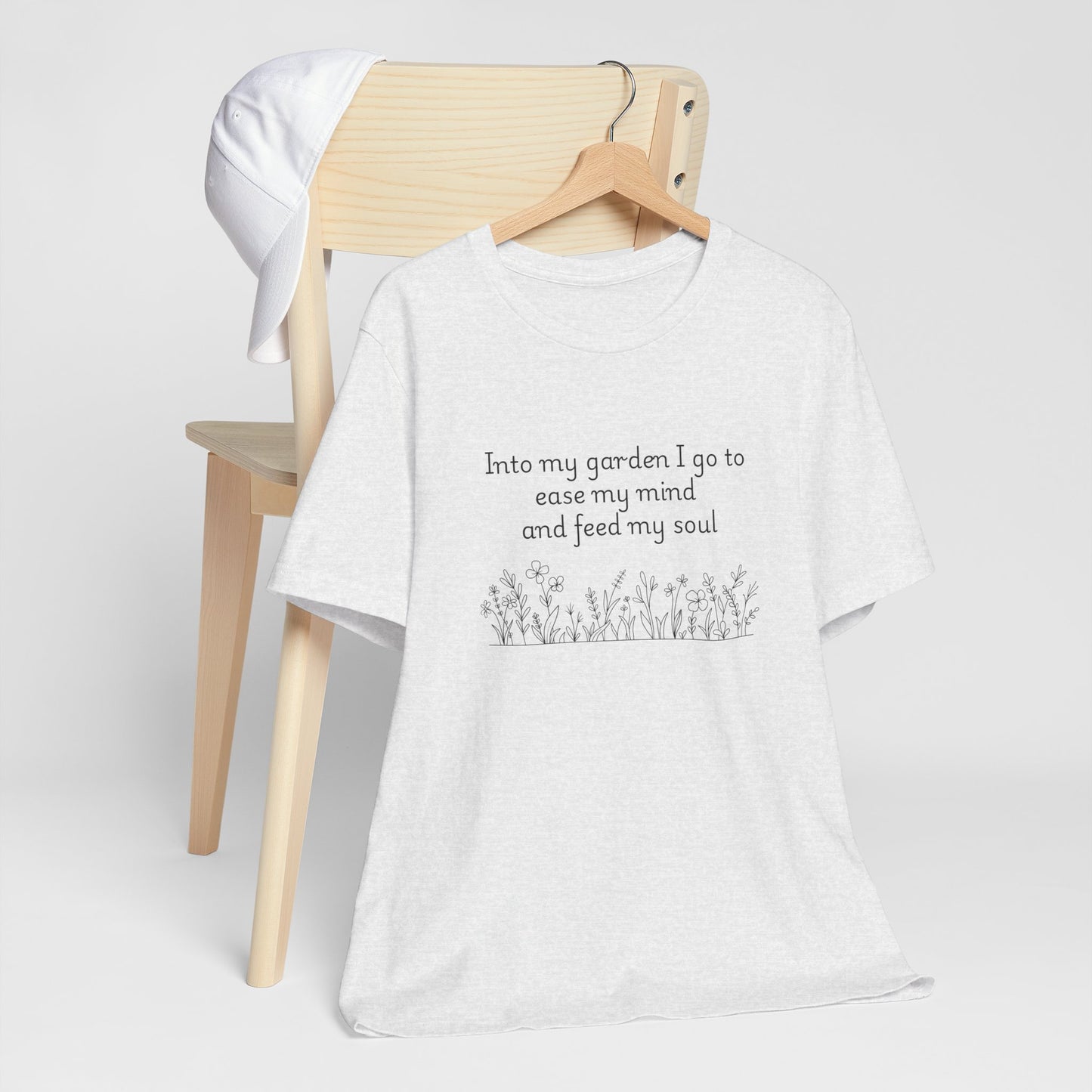 Into my garden I go - Unisex T Shirt